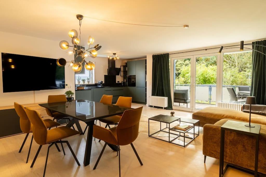Grafschafft Angenehmes Wohnen - Ferienwohnung Mit 2 Schlafzimmern 피르나 외부 사진
