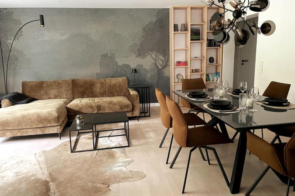 Grafschafft Angenehmes Wohnen - Ferienwohnung Mit 2 Schlafzimmern 피르나 외부 사진